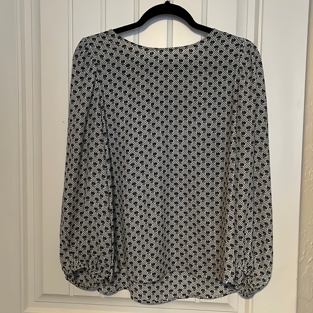 LOFT Bell Sleeve Crewneck Floral Long Sleeve